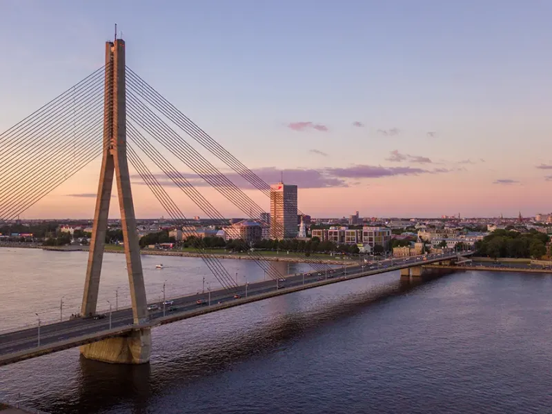 Top 10 Locuri de Vizitat în Rotterdam: Orașul Modernității